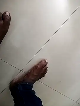 Tamil boy age28 online show from October 27, 2025, 10:27 am