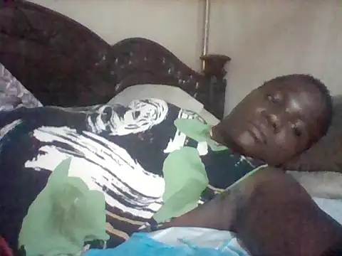 missarpie online show from November 28, 2025, 5:46 pm