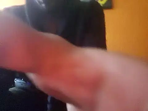 Snapshot of Angel_Coronel chatting on February 5, 2025, 9:29 pm Angel Coronel online show from February 5, 2025, 9:29 pm