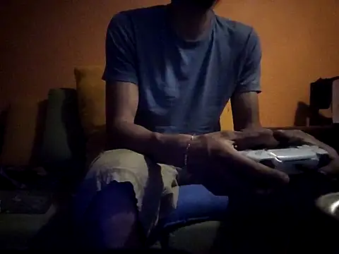 Snapshot of Angel_Coronel chatting on February 15, 2025, 2:15 am Angel Coronel online show from February 15, 2025, 2:15 am