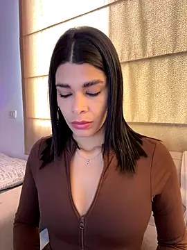 DaryRos online show from December 14, 2025, 1:49 pm