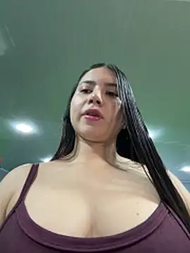 VAL PRINCESS online show from April 16, 2026, 1:28 am