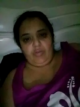 Snapshot of sarahhh1987 chatting on December 5, 2025, 9:12 pm sarahhh1987 online show from December 5, 2025, 9:12 pm