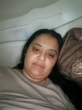 Snapshot of sarahhh1987 chatting on November 21, 2025, 9:47 pm sarahhh1987 online show from November 21, 2025, 9:47 pm