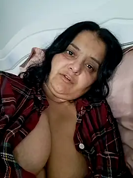 Snapshot of sarahhh1987 chatting on November 23, 2025, 3:44 pm sarahhh1987 online show from November 23, 2025, 3:44 pm