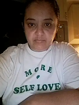 Snapshot of sarahhh1987 chatting on November 27, 2025, 5:19 am sarahhh1987 online show from November 27, 2025, 5:19 am