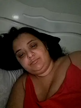 Snapshot of sarahhh1987 chatting on December 13, 2025, 8:48 pm sarahhh1987 online show from December 13, 2025, 8:48 pm