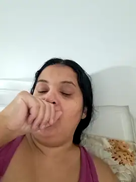 Snapshot of sarahhh1987 chatting on November 13, 2025, 6:17 am sarahhh1987 online show from November 13, 2025, 6:17 am