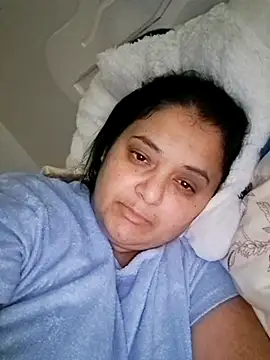 Snapshot of sarahhh1987 chatting on November 17, 2025, 6:01 pm sarahhh1987 online show from November 17, 2025, 6:01 pm