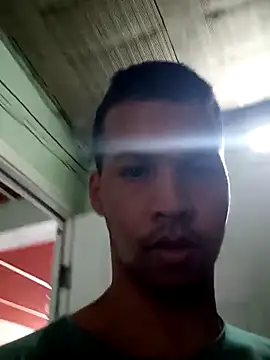 gymboy-erick23 online show from April 12, 2026, 6:55 pm