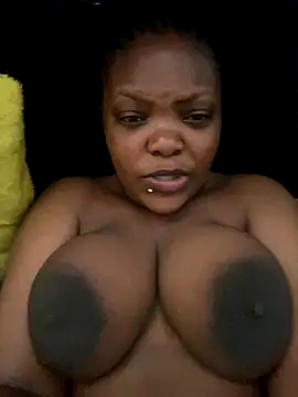 Snapshot of zonroe_the_big chatting on December 4, 2025, 7:07 am zonroe the big online show from December 4, 2025, 7:07 am