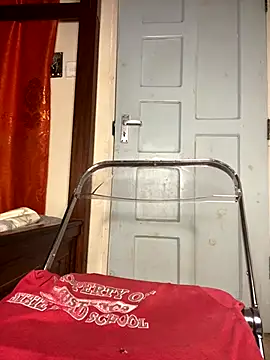 Snapshot of zonroe_the_big chatting on January 9, 2026, 7:59 am zonroe the big online show from January 9, 2026, 7:59 am