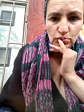 Snapshot of Divalive_28 chatting on November 27, 2025, 6:52 pm Divalive 28 online show from November 27, 2025, 6:52 pm