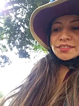 Snapshot of mmmVirginia chatting on December 3, 2025, 7:02 pm mmmVirginia online show from December 3, 2025, 7:02 pm