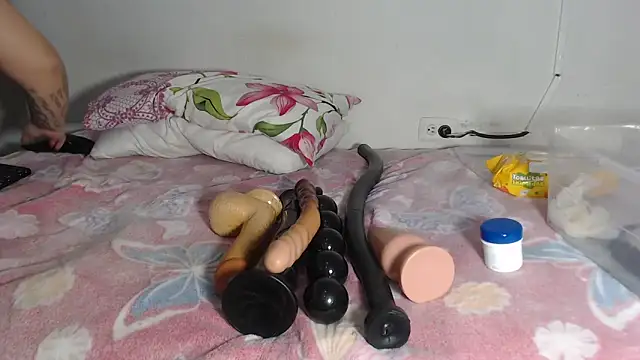 Snapshot of ruby07 chatting on October 25, 2025, 3:12 pm ruby07 online show from October 25, 2025, 3:12 pm