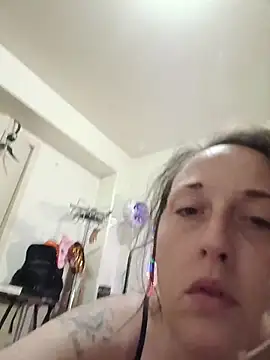 Snapshot of PhatAss_Kummmilla chatting on October 31, 2025, 11:40 am PhatAss Kummmilla online show from October 31, 2025, 11:40 am