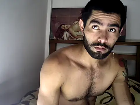 hideonbush051 online show from November 5, 2025, 2:31 pm