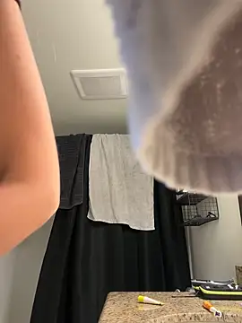 jungleangel online show from March 21, 2025, 6:40 pm