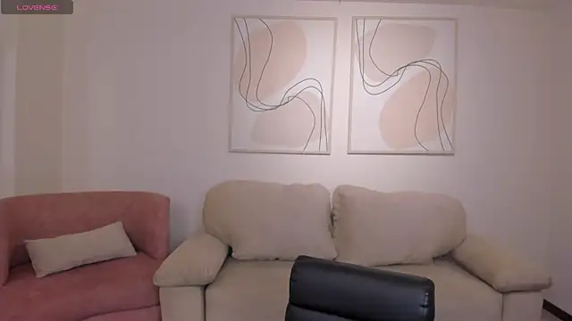 Snapshot of AnaisNin chatting on July 2, 2026, 10:54 am AnaisNin online show from July 2, 2026, 10:54 am