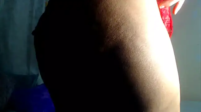 Snapshot of sharloth_x18 chatting on March 3, 2025, 1:23 pm sharloth x18 online show from March 3, 2025, 1:23 pm