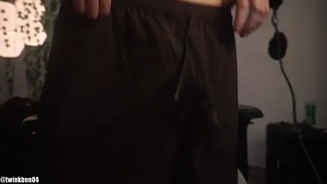 twinkben online show from October 23, 2025, 8:07 pm