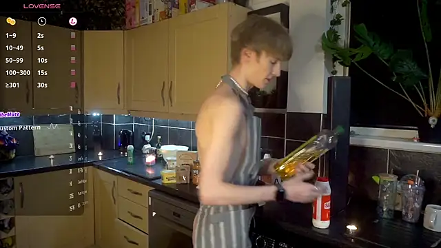 twinkben online show from September 17, 2025, 9:39 pm