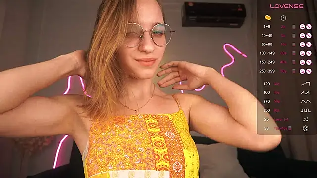 Snapshot of anna54784 chatting on September 28, 2025, 3:46 am anna54784 online show from September 28, 2025, 3:46 am