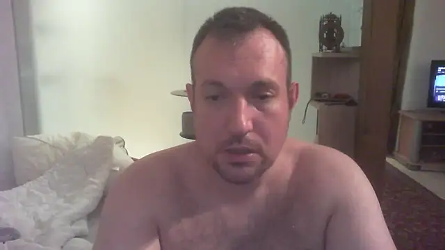 Snapshot of Mike_12hot chatting on April 8, 2026, 7:48 pm Mike 12hot online show from April 8, 2026, 7:48 pm