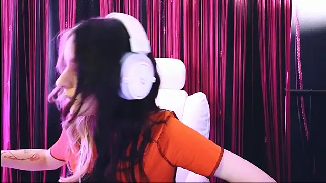 Avi Nile online show from March 19, 2025, 4:57 am