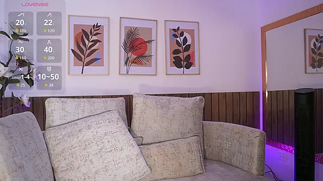 Snapshot of Zarawilliams chatting on December 5, 2025, 7:01 pm Zarawilliams online show from December 5, 2025, 7:01 pm