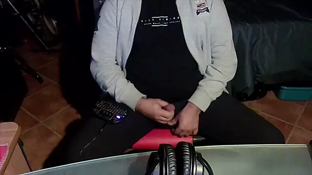 Snapshot of MultiOrgasmicLover chatting on December 1, 2025, 11:49 pm MultiOrgasmicLover online show from December 1, 2025, 11:49 pm