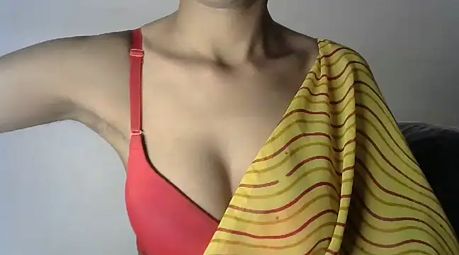 lola-   online show from December 3, 2024, 7:06 pm