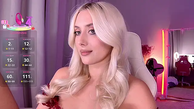 LoryWood online show from April 12, 2026, 2:53 pm