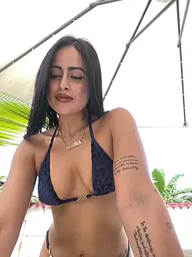 Snapshot of Alexandra_duque chatting on March 8, 2025, 8:46 pm Alexandra duque online show from March 8, 2025, 8:46 pm