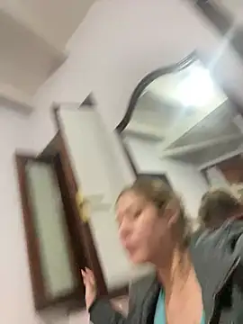 Snapshot of andreinitahg chatting on January 10, 2025, 1:10 am andreinitahg online show from January 10, 2025, 1:10 am