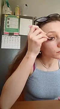 Milky flexy cat online show from March 9, 2025, 12:31 pm