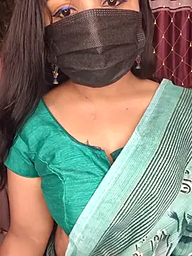 Snapshot of Tanvi-patil chatting on October 17, 2025, 3:47 pm Tanvi-patil online show from October 17, 2025, 3:47 pm