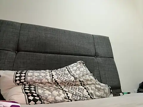 laynufff online show from January 31, 2026, 7:12 pm