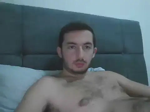 Snapshot of laynufff chatting on December 18, 2025, 5:06 pm laynufff online show from December 18, 2025, 5:06 pm