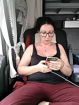 Snapshot of cuplubijoanna chatting on January 10, 2026, 9:48 am cuplubijoanna online show from January 10, 2026, 9:48 am