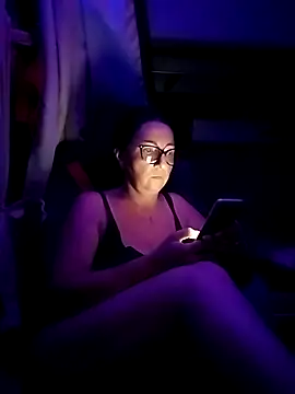 cuplubijoanna online show from May 16, 2026, 10:42 pm