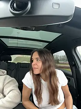 Snapshot of JuicyFruits93 chatting on February 11, 2026, 2:50 pm JuicyFruits93 online show from February 11, 2026, 2:50 pm