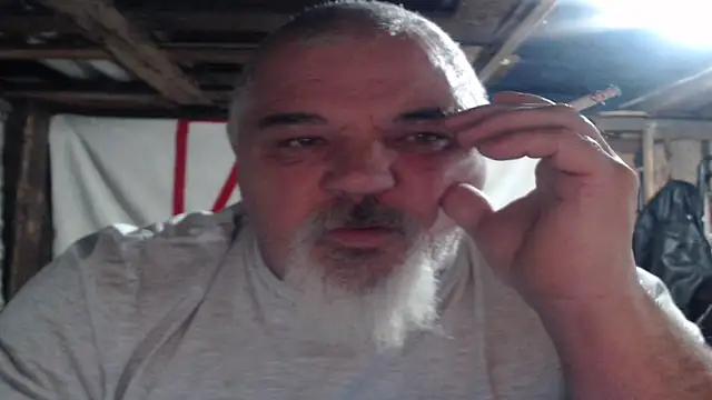 Snapshot of Newfiesausage1972 chatting on November 16, 2025, 10:35 pm Newfiesausage1972 online show from November 16, 2025, 10:35 pm