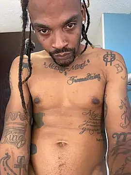 Snapshot of 1BeautyN1Beast chatting on October 23, 2025, 11:36 pm 1BeautyN1Beast online show from October 23, 2025, 11:36 pm