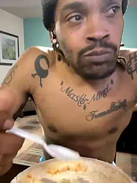 Snapshot of 1BeautyN1Beast chatting on December 13, 2025, 10:16 pm 1BeautyN1Beast online show from December 13, 2025, 10:16 pm