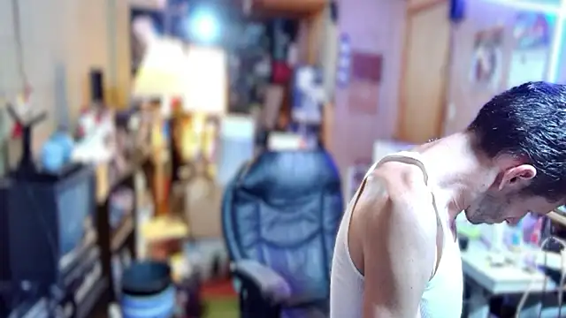 Snapshot of savageconfidence chatting on October 7, 2025, 8:04 am savageconfidence online show from October 7, 2025, 8:04 am