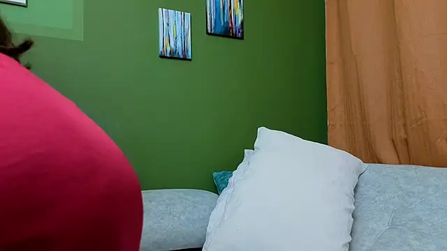 Abril Bianchi online show from March 17, 2026, 11:19 pm