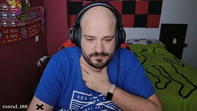 menditeta1 online show from April 16, 2026, 9:39 pm