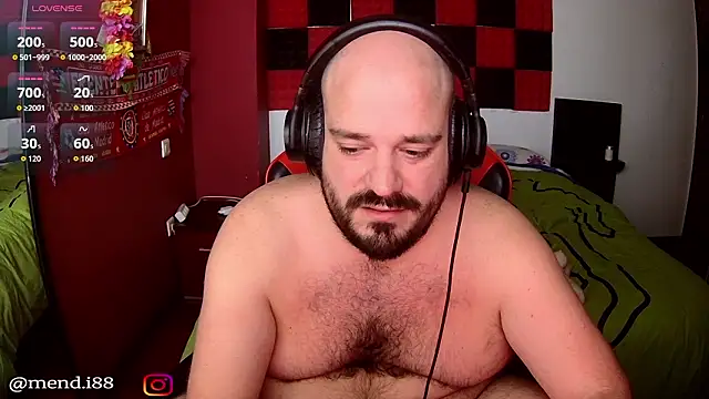 menditeta1 online show from February 13, 2026, 8:20 pm