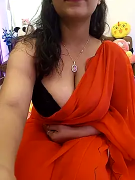 Divya girl online show from April 18, 2026, 6:27 am
